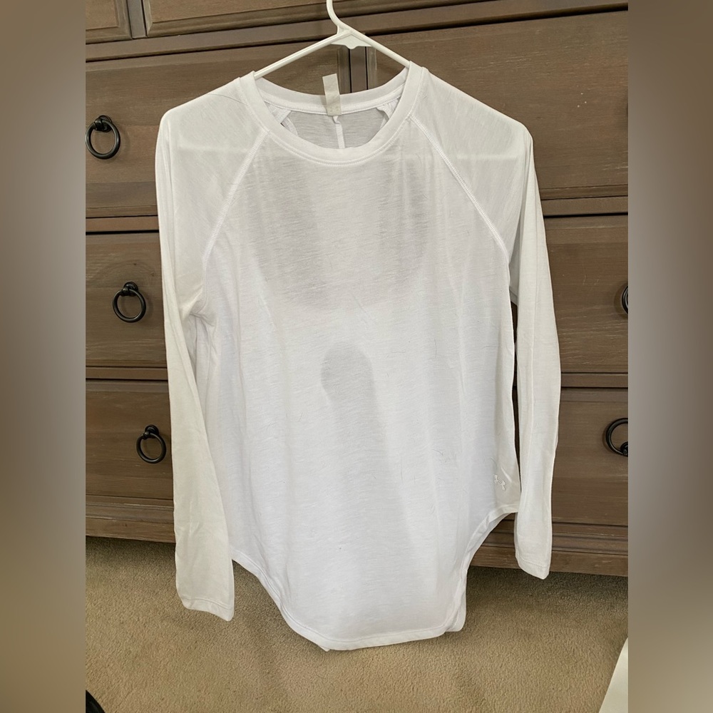 Under Armor long sleeve shirt